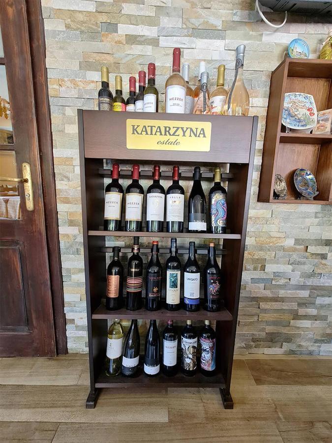 Family Hotel Chiflik Hills Экстерьер фото